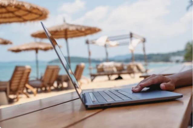 The digital nomad lifestyle to work world wide